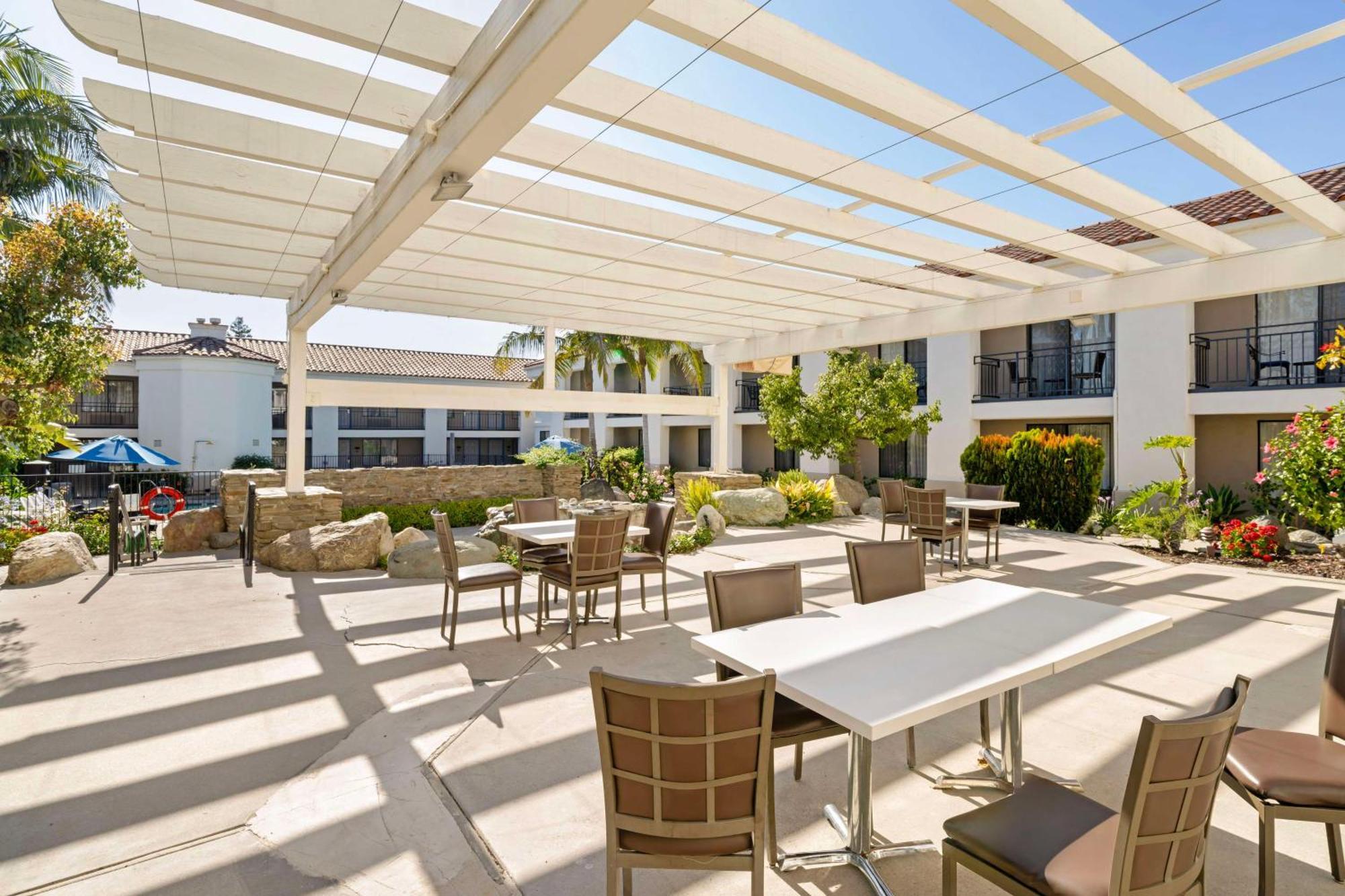 Best Western Posada Royale Hotel & Suites Simi Valley Exterior foto