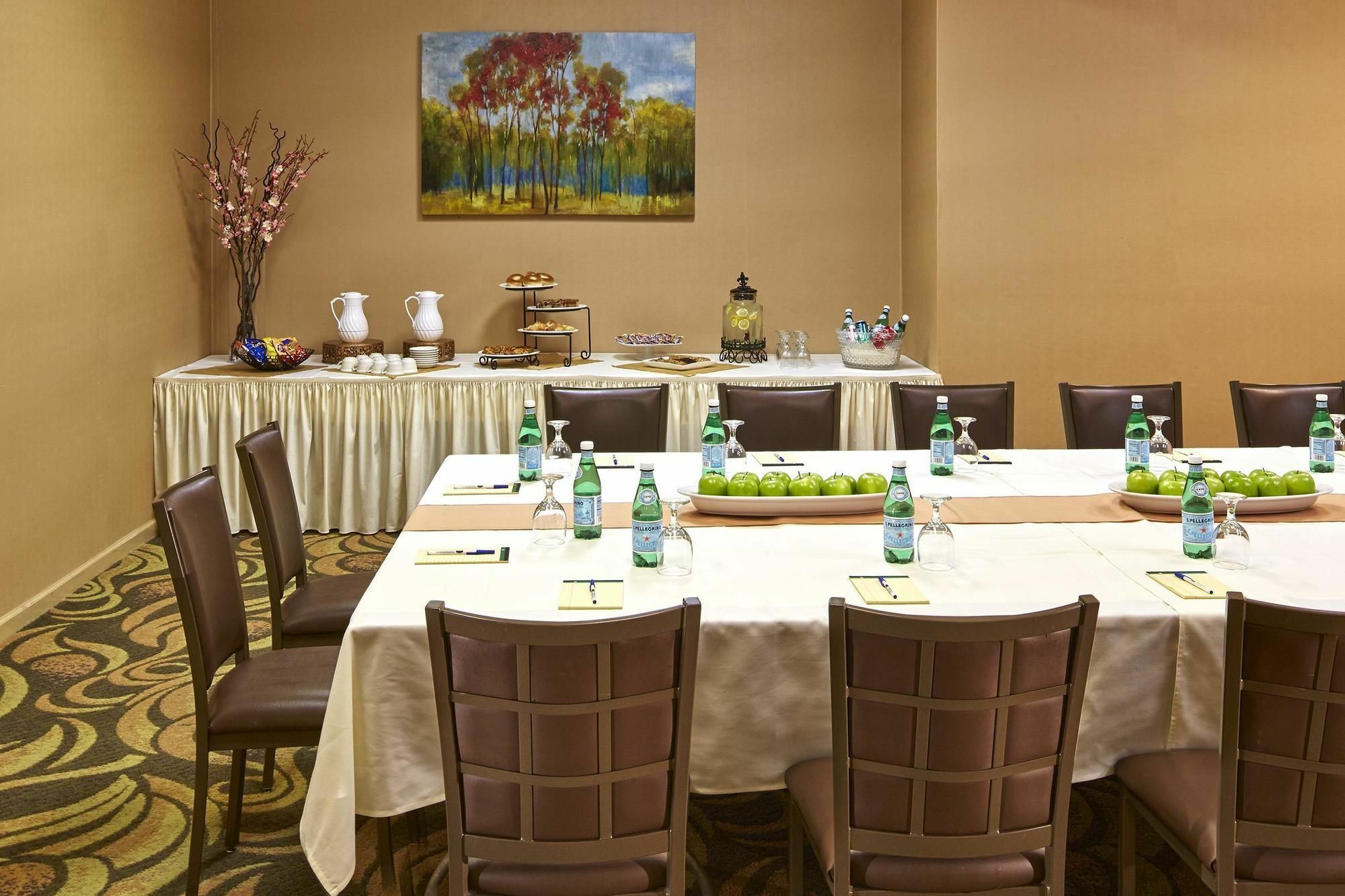 Best Western Posada Royale Hotel & Suites Simi Valley Exterior foto